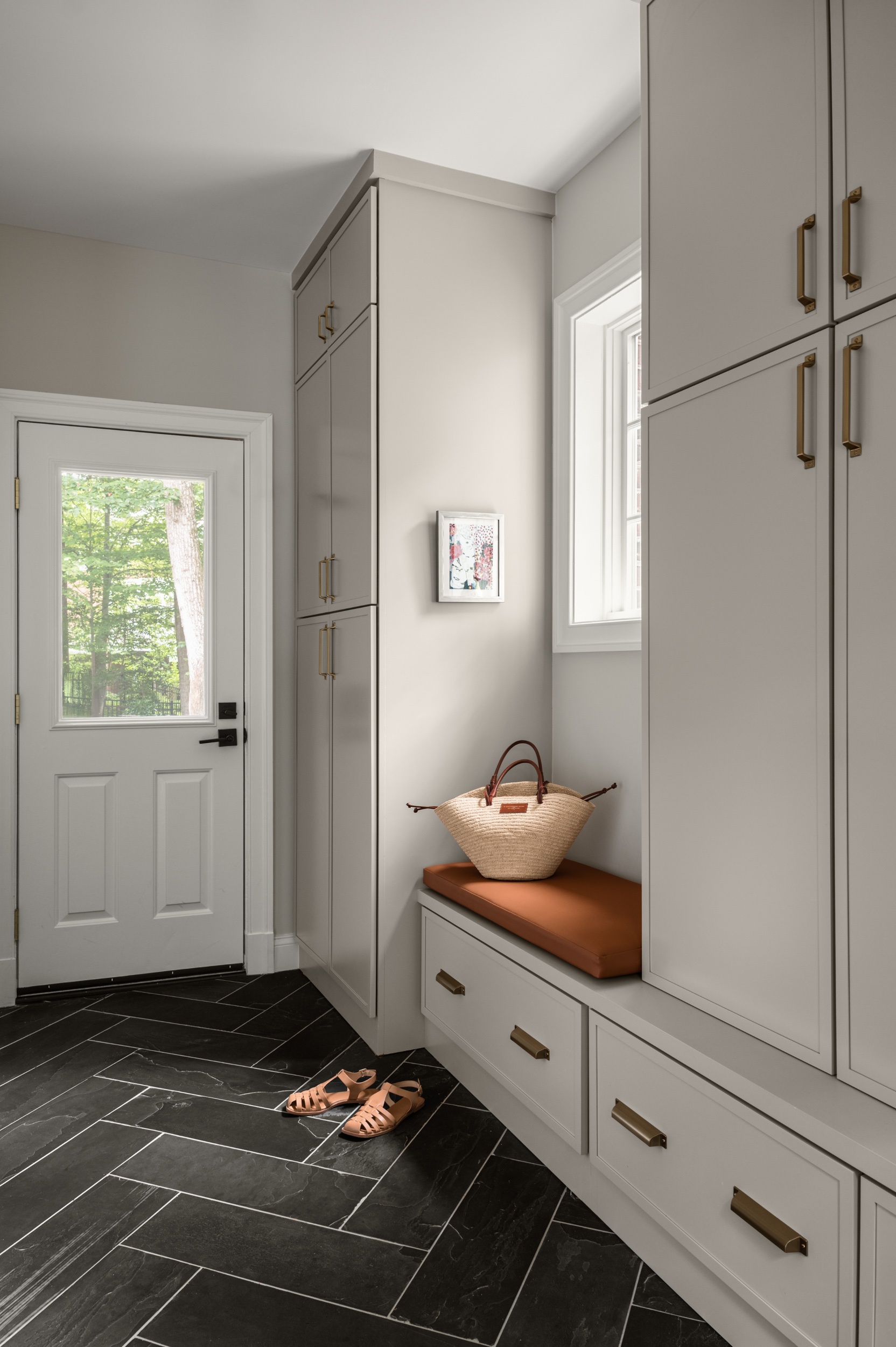 lp-co-mudroom-with-herringbone-tile